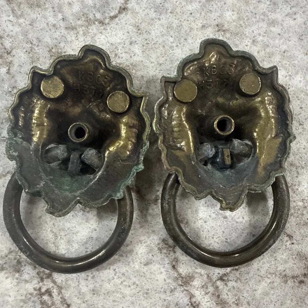 2 Vintage Brass Lion Head Dresser Chest Drawer Knob Cabinet Pull Patina 3D READ